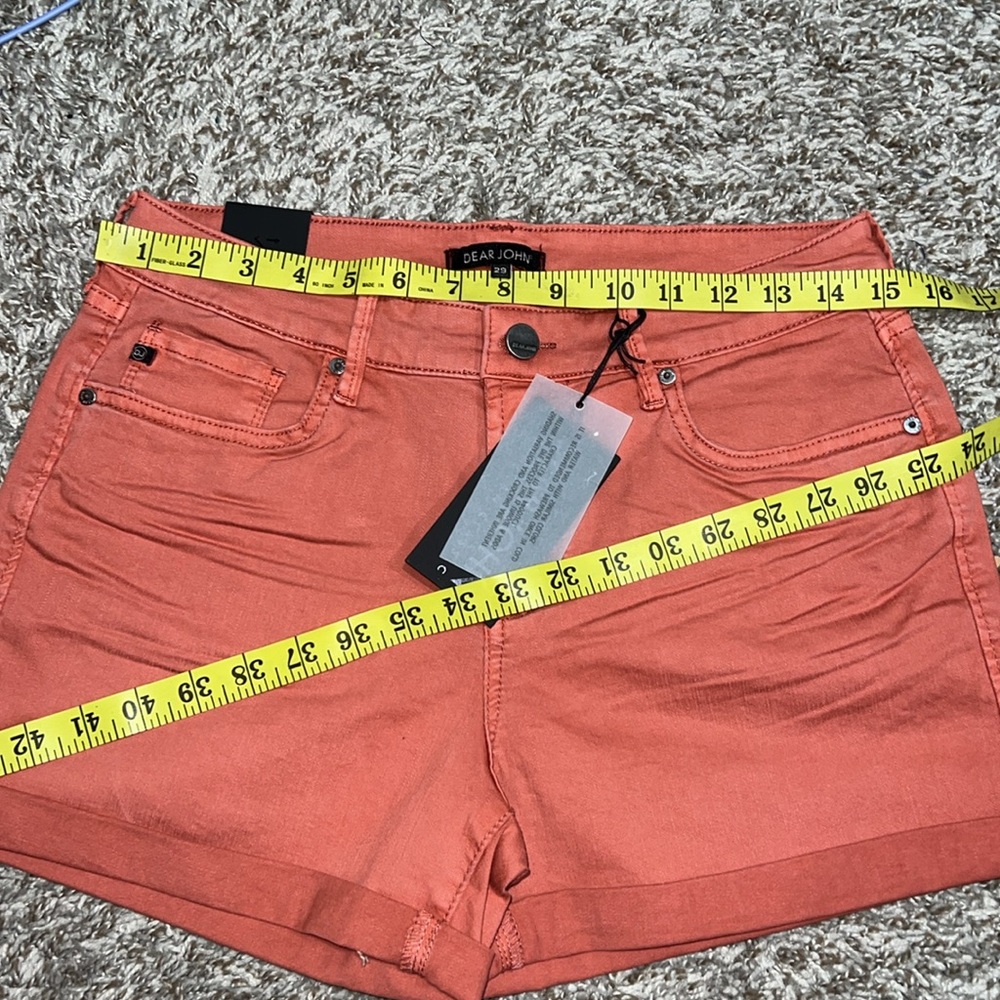 Gorgeous dusty coral color to your John jeans in a size 29 rolled up hem line - Picture 5 of 8